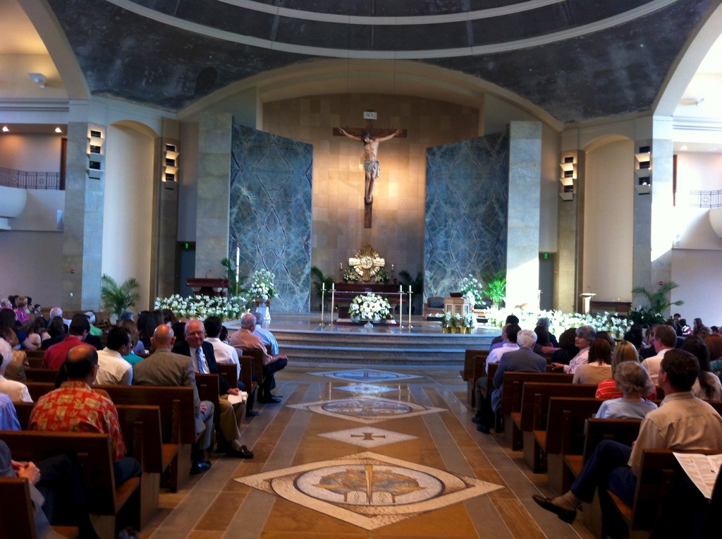 2012/04(April)/Easter/1024x768_2012-04-08-01-Easter Mass.jpg